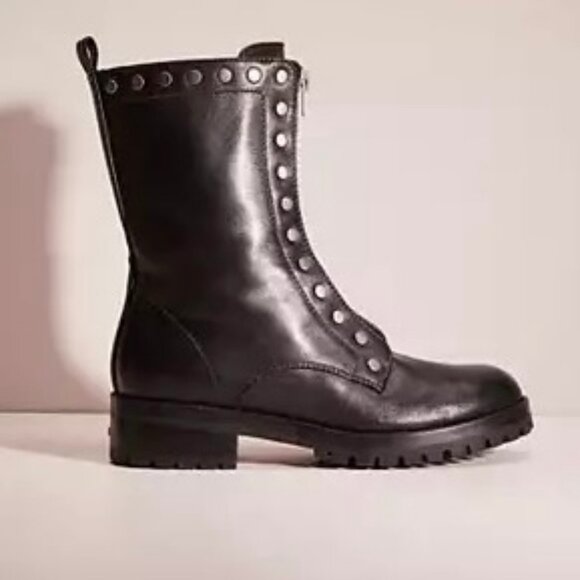 COACH~Lara~Women's BLACK LEATHER STUDDED ZIP UP ANKLE MOTO BOOTS SIZE 8 - Picture 1 of 8